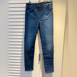 7 for all mankind jeans, size 29, dark denim.